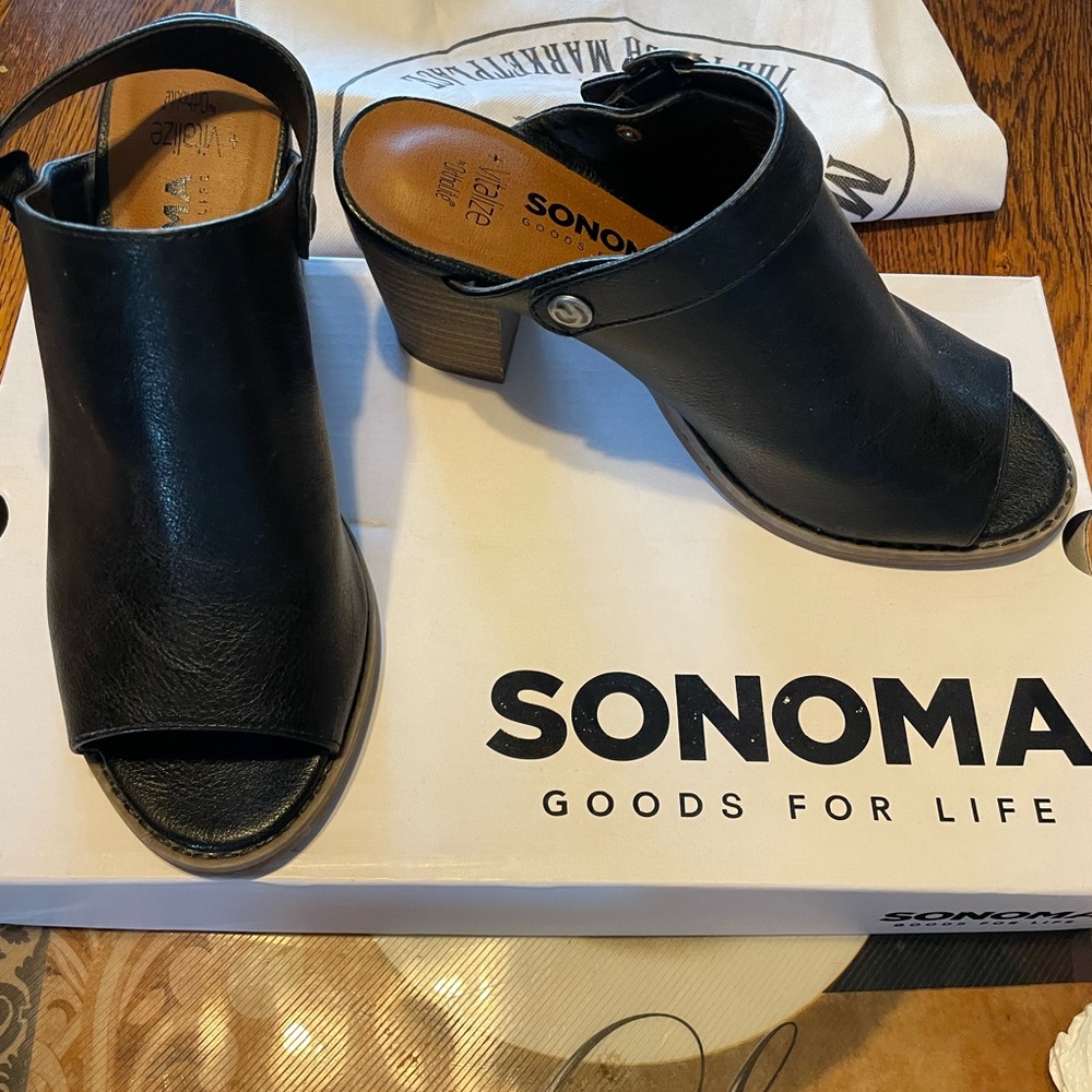 Sonoma Ortholite peep toe sandals